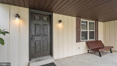 739 Bridgeview Rd, Feasterville Trevose, PA 19053 - photo 4