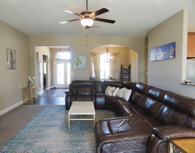 800 Silverado, Alamogordo, NM 88310 - photo 5