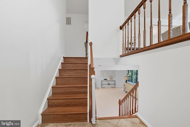 10196 Red Spruce Rd, Fairfax, VA 22032 - photo 4