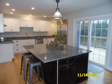 135 Woodburn Dr, Methuen, MA 01844 - photo 7