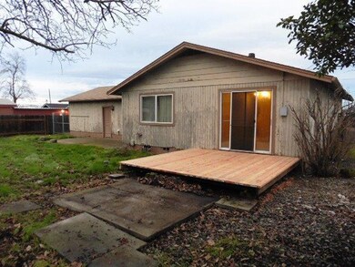 1661 Springbrook Rd, Medford, OR 97504 - photo 4