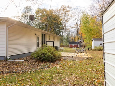 W12792 Uecker St, Caroline, WI 54928 - photo 5