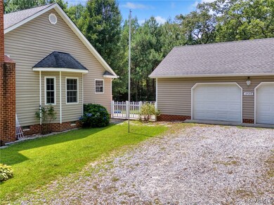 19150 S Crater Rd, Carson, VA 23830 - photo 6