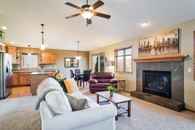 2872 Crinkle Root Dr, Fitchburg, WI 53711 - photo 7