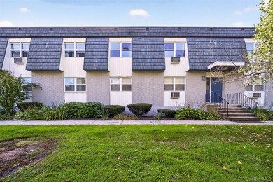 4 White Gate Rd unit K, Wappingers Falls, NY 12590 - photo 2