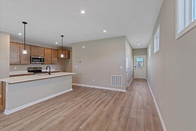 06-Dining Area