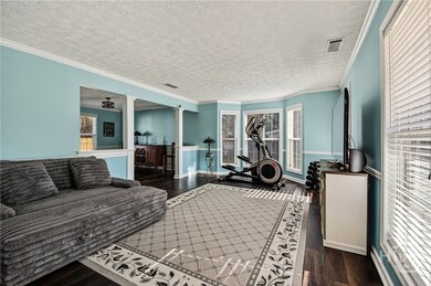 358 Meadow Farm Ln, Lawrenceville, GA 30045 - photo 6