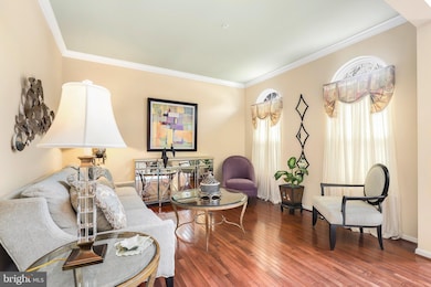 6403 Zinnia Ct, Glenn Dale, MD 20769 - photo 5