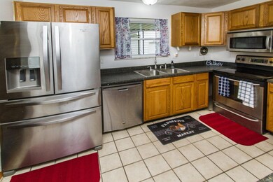 Fall Brook Kitchen5