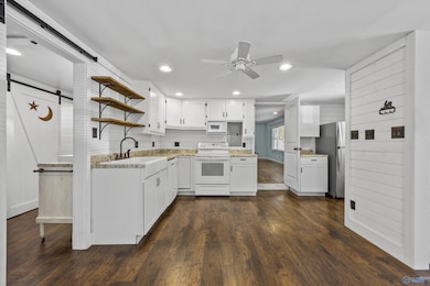 2648 Old Big Cove Rd SE, Owens Cross Roads, AL 35763 - photo 6