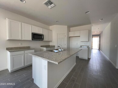 09 Kitchen
