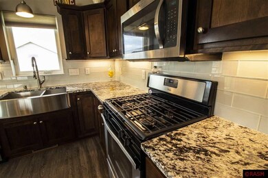 100 Pelican Ct, Mankato, MN 56001 - photo 6