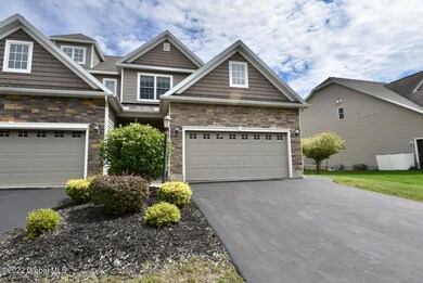 156 Fieldstone Dr, Schenectady, NY 12304 - photo 2