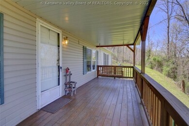 10 Mountain View, Alum Creek, WV 25003 - photo 3