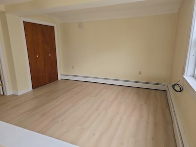 165 S Main St unit 7, Newport, NH 03773 - photo 6