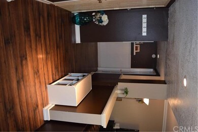 Enter into the spacious entryway.  Notice the beau