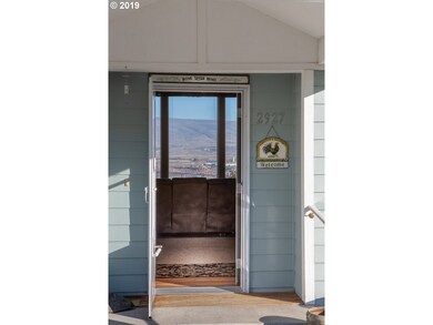 2927 Old Dufur Rd, the Dalles, OR 97058 - photo 3