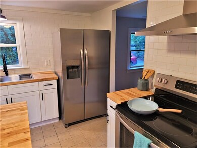 14 Curry Terrace, Chepachet, RI 02814 - photo 5