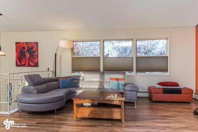 Living Room 4935-FULL