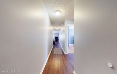 7033-Shutesbury-Cir-_004