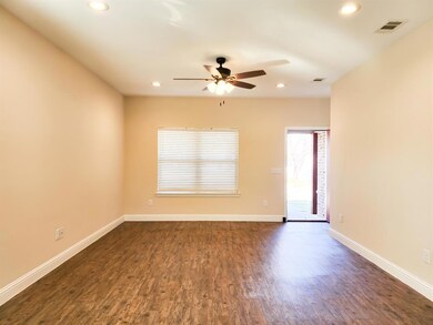 710 Martin Luther King St, Denison, TX 75020 - photo 6