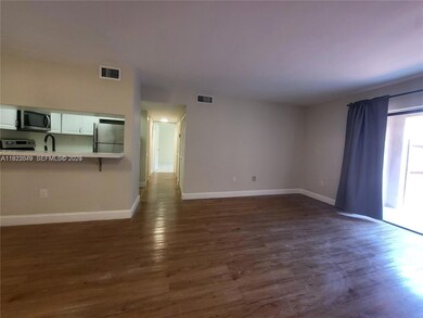 8977 SW 123rd Ct unit 106, Miami, FL 33186 - photo 5