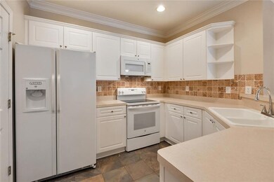 2400 Cumberland Pkwy SE unit 611, Atlanta, GA 30339 - photo 4