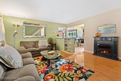 3 Pine Tree Living Room 1