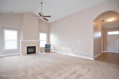 10125 Hornbeam Blvd, Louisville, KY 40228 - photo 5
