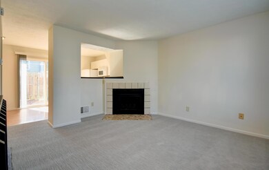 Living Room (3)