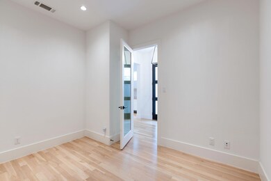 5562 Martel Ave, Dallas, TX 75206 - photo 6