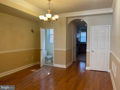526 Sanford Place, Baltimore, MD 21217 - photo 3