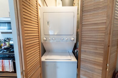 1821 W Augusta Blvd unit 2R, Chicago, IL 60622 - photo 7