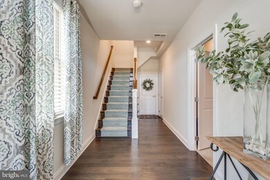 43159 Clarendon Square, Ashburn, VA 20148 - photo 4