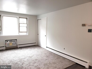 418 E Montgomery Ave, North Wales, PA 19454 - photo 4