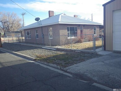 304 W 1st St, Winnemucca, NV 89445 - photo 5