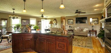 395 Dunn Ln, Harrodsburg, KY 40330 - photo 5