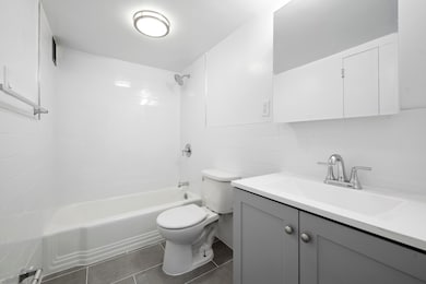 The Continental Condominium unit 6J, New York, NY 10017 - photo 4