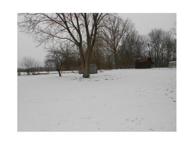 6535 Putnam Dr, Circleville, OH 43113 - photo 3