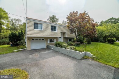 302 Lakeshore Dr, Marlton, NJ 08053 - photo 2