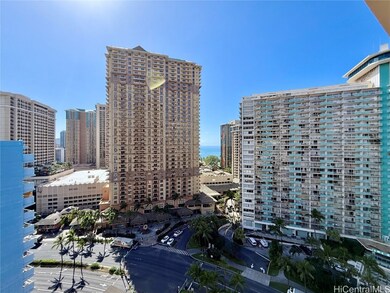Breathtaking panoramic ocean and city views from s