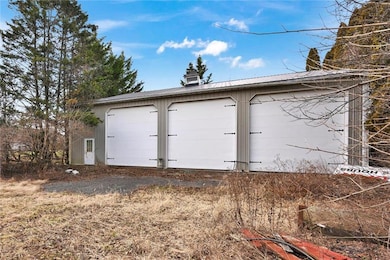 4103 Indian Creek Rd, Emmaus, PA 18049 - photo 5