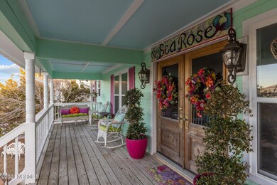Entry & Front Porch