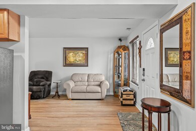 Altemus Farms unit J16, Brookhaven, PA 19015 - photo 7