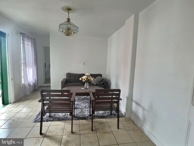 717 N 9th St, Reading, PA 19604 - photo 2