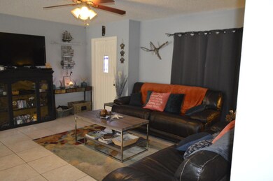 525 SW Carter Ave, Port Saint Lucie, FL 34983 - photo 4