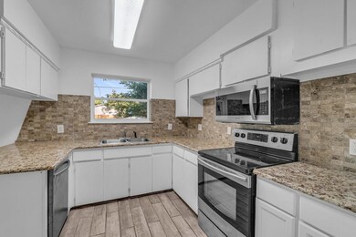 825 Gettysburg Place, Bedford, TX 76022 - photo 7