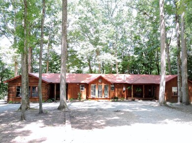 477 Lakeview Dr, Manchester, TN 37355 - photo 2