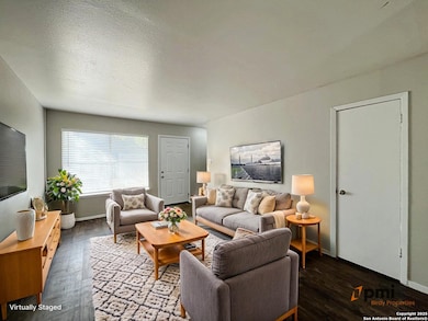 2802 Lasses Blvd unit 20, San Antonio, TX 78223 - photo 3