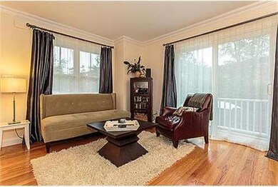 22 Gilkey Ct, Watertown, MA 02472 - photo 5